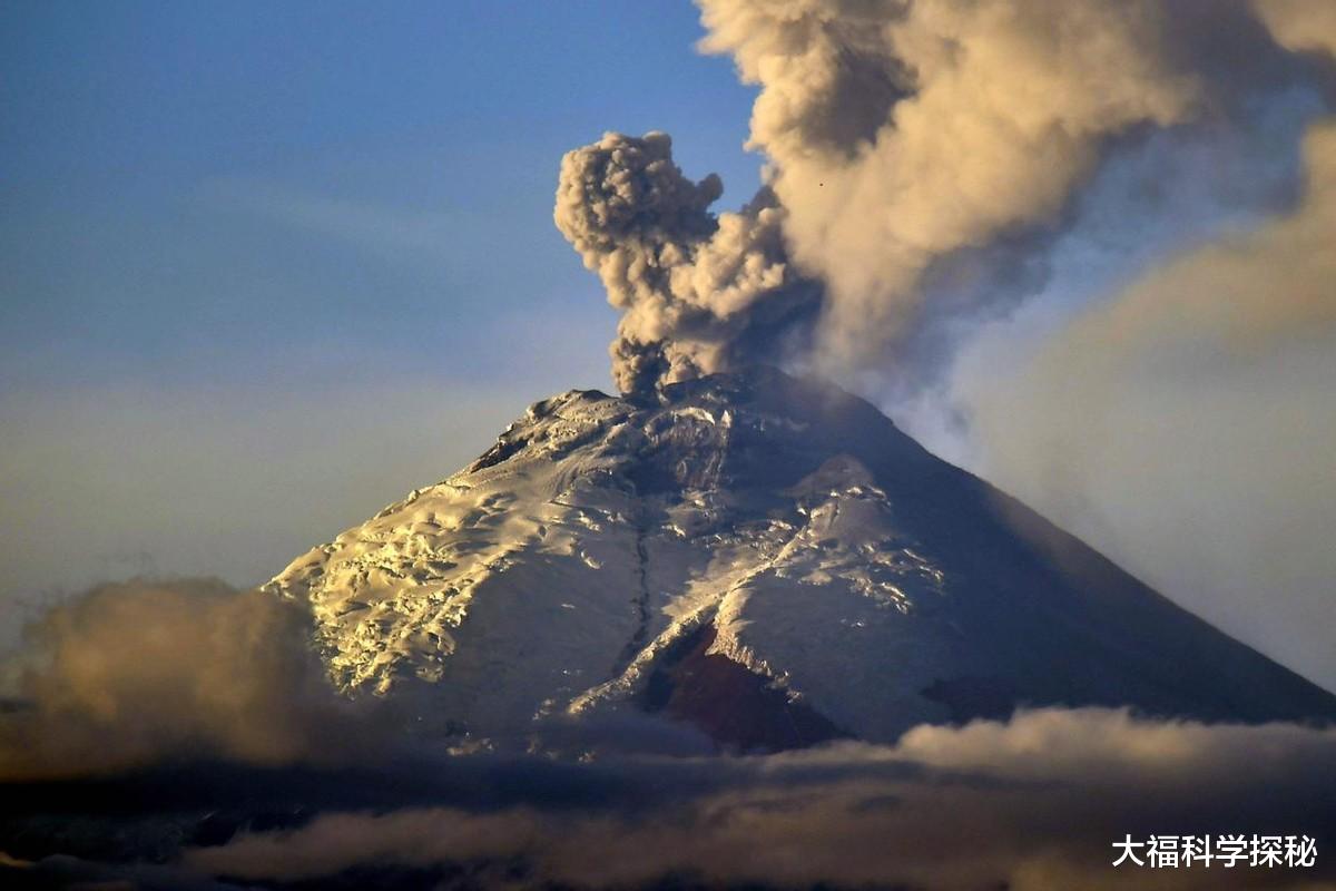 火山书写：揭秘火山活动对地质、生态与人类文明的影响