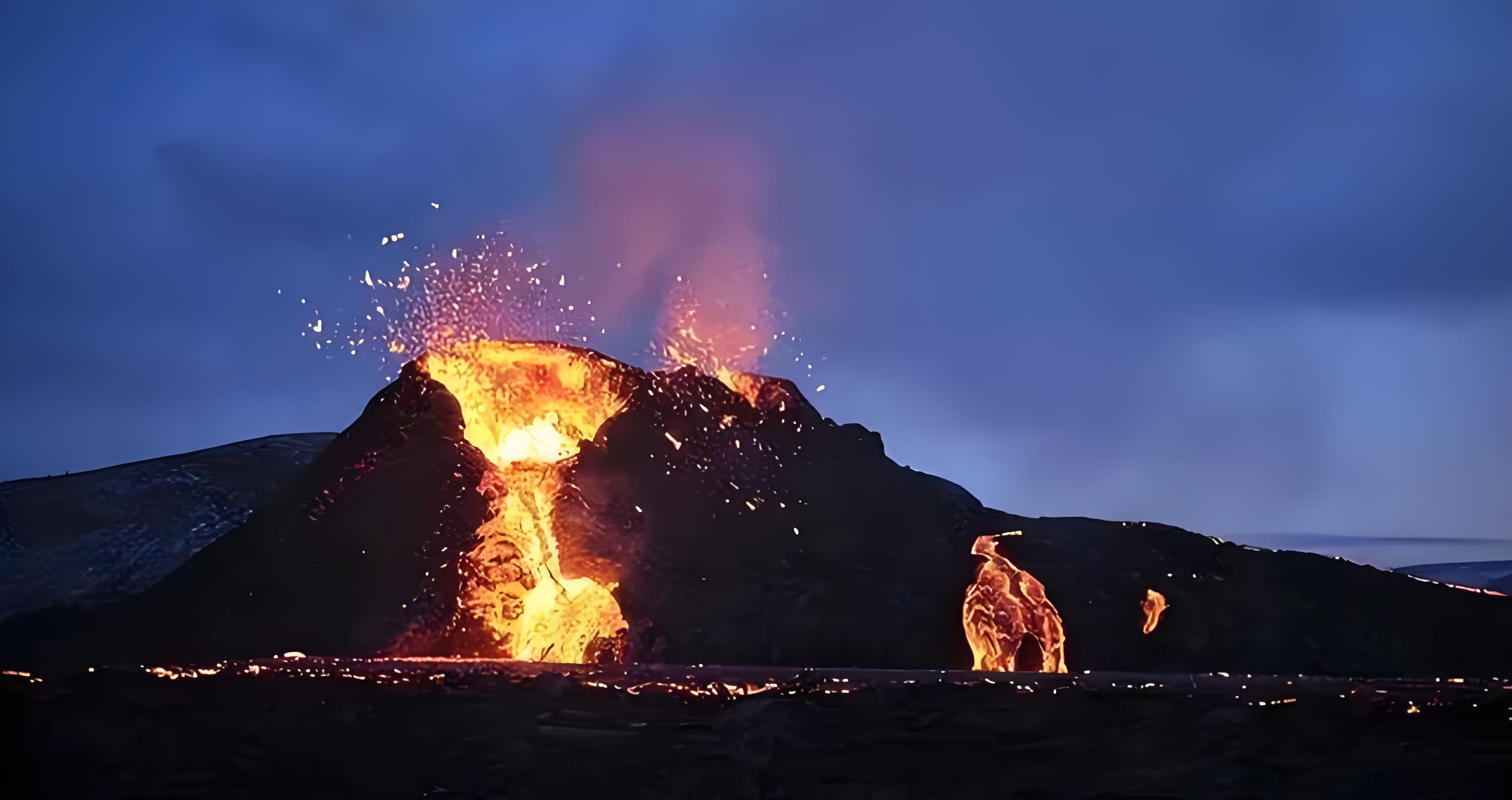 火山书写：揭秘火山活动对地质、生态与人类文明的影响