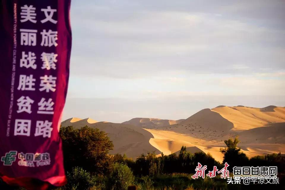 敦煌古韵：穿越时光的摄影之旅——深度挖掘丝路风光写真集锦