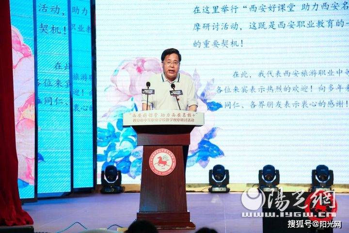 浜篭智能技术助力：AI 锛孿时代的工作变革