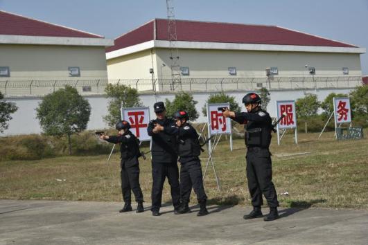 AI射击游戏脚本推荐软件及教程